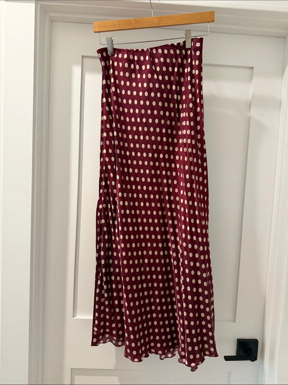 N/A flowing burgundy